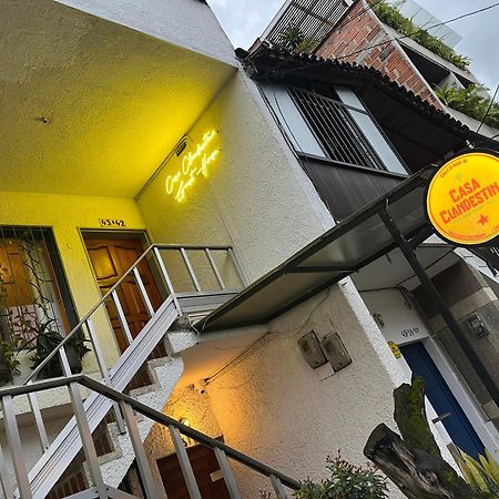 Casa Clandestina Guest House Medellín Buitenkant foto