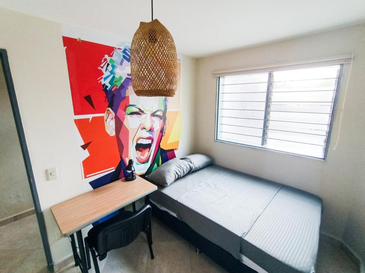 Casa Clandestina Guest House Medellín Buitenkant foto