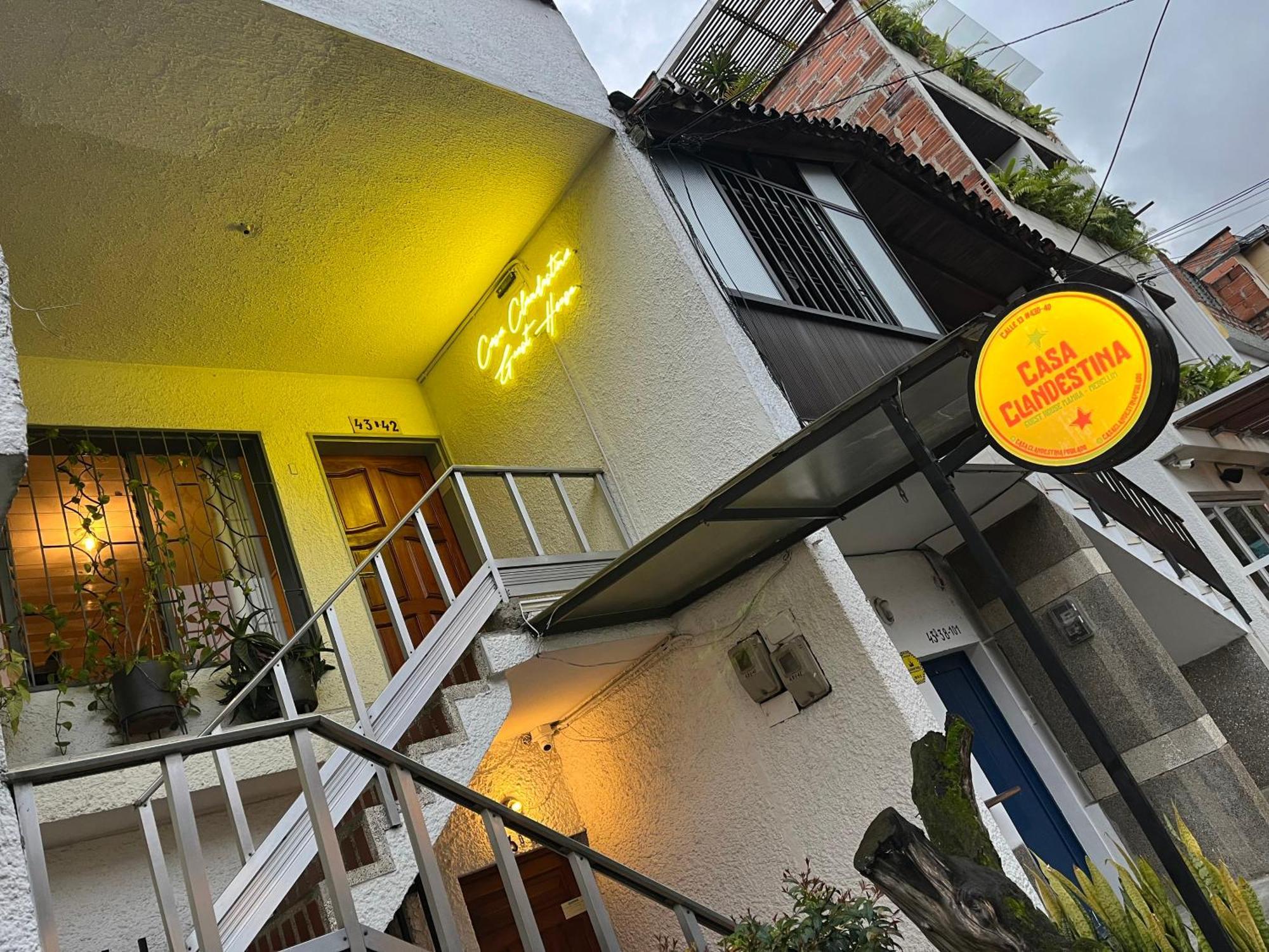 Casa Clandestina Guest House Medellín Buitenkant foto